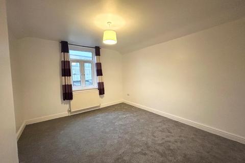 2 bedroom flat to rent, Coity Road, Bridgend, CF31 1LT