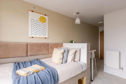 undefined, Deasy Road