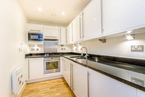 1 bedroom flat to rent, Island Apartments, Angel, London, N1