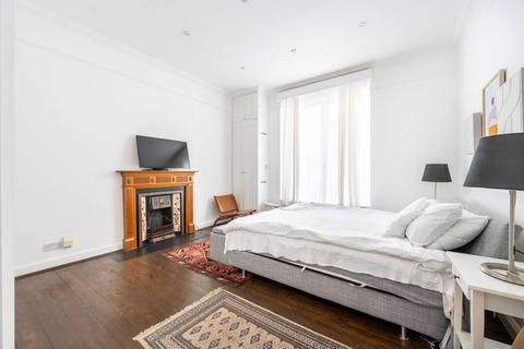 1 bedroom flat to rent, Gloucester Terrace, Bayswater, London, W2