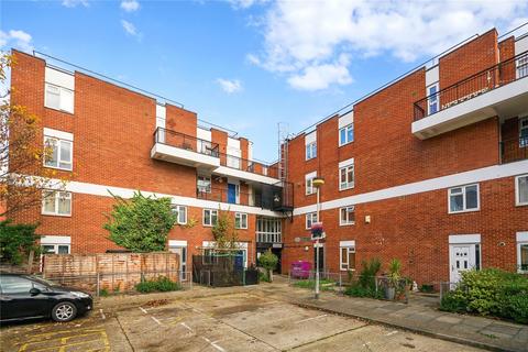 2 bedroom maisonette for sale, William Channing House, 61 Canrobert Street, London, E2