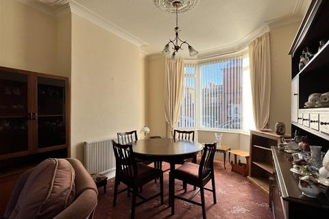 3 bedroom terraced house for sale, Moorland Road, Scarborough