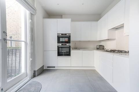 2 bedroom maisonette to rent, Bladon Lodge, South Kensington, London, SW5