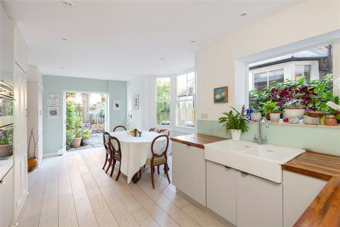 4 bedroom terraced house for sale, Shandon Road, London SW4