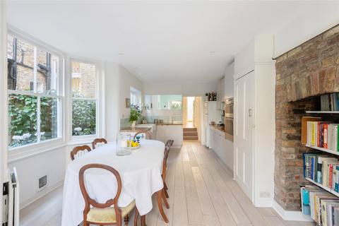 17 Shandon Road, London, SW4 9HS