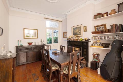 17 Shandon Road, London, SW4 9HS