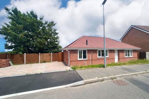 3 bedroom detached house for sale, Mallen Drive, Oldbury B69