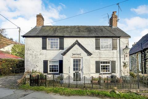 3 bedroom detached house for sale, Tregeiriog