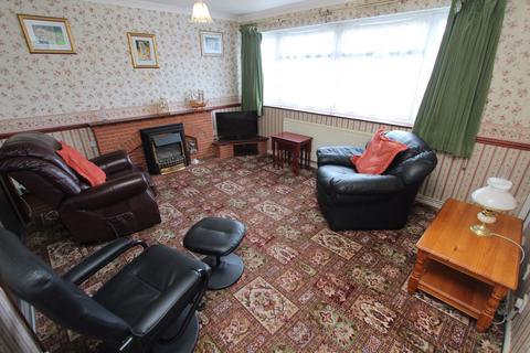 85 Derwent Close, Pensnett, Brierley Hill, DY5 4QD