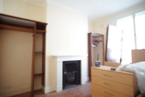 3 bedroom duplex to rent, Acton Street, WC1X9LX