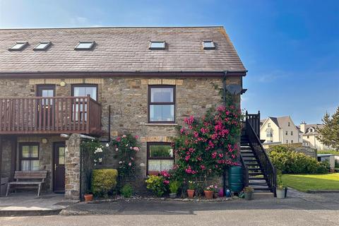 3 bedroom flat for sale, 9 The Coach house, Broadhaven, Haverfordwest