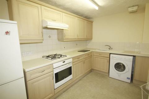 1 bedroom apartment to rent, Kings Chase,Brentwood