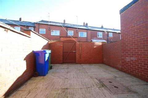 2 bedroom terraced house to rent, Hamilton Street, Stalybridge, cheshire