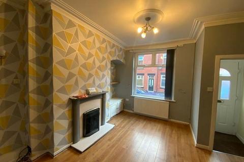 2 bedroom terraced house to rent, Hamilton Street, Stalybridge, cheshire