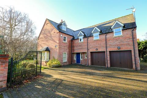 7 bedroom detached house to rent, West Lawns, Southwell, Nottinghamshire, NG25