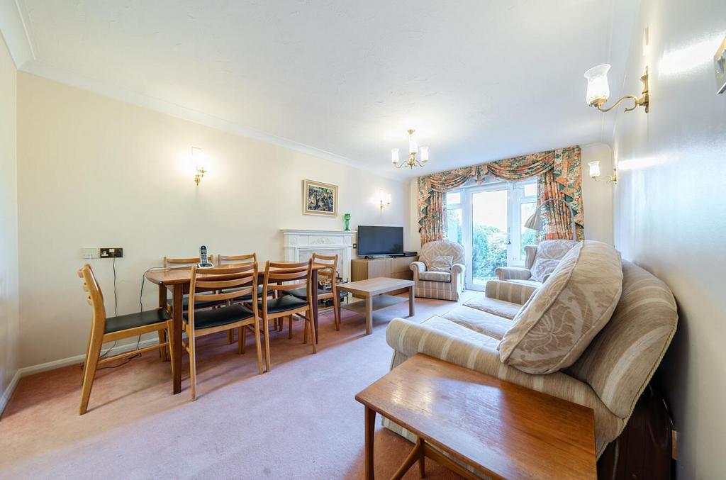 Davidson Frost-Wellings, DFW, Cherchefelle Mews, R