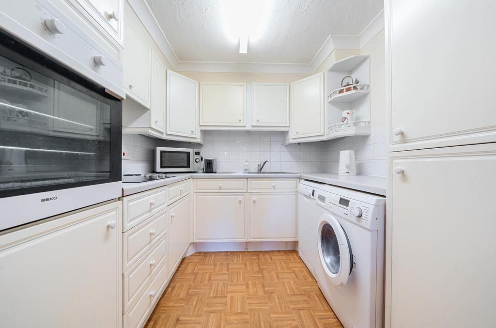 Davidson Frost-Wellings, DFW, Cherchefelle Mews, K