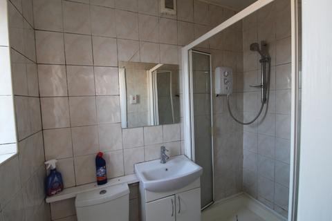 1 bedroom flat to rent, Lady Margaret Road, UB1 2PS