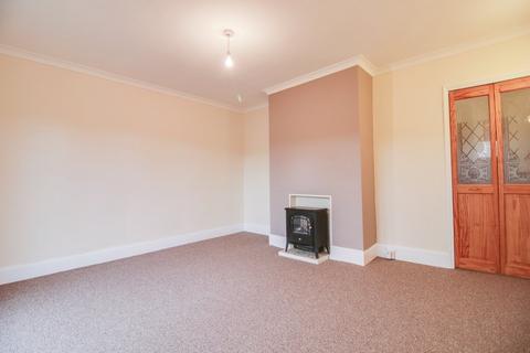 3 bedroom end of terrace house for sale, Sussex Avenue, Horsforth, Leeds, West Yorkshire, LS18