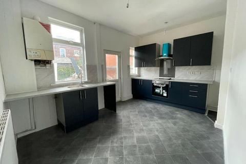 2 bedroom terraced house to rent, Fairhurst Street, Leigh WN7