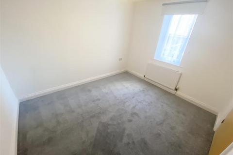 Flat 2, Ashley Court, 274 Ashley Road, Poole, BH14 9BZ