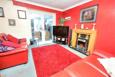 3 bedroom bungalow for sale, Moor View, Crigglestone, Wakefield, West Yorkshire