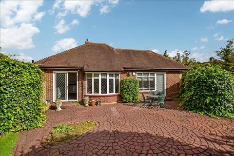 2 bedroom bungalow for sale, Fernside, Buckhurst Hill IG9