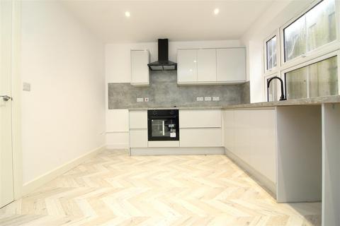 4 bedroom terraced house for sale, Prospect Place, Grays