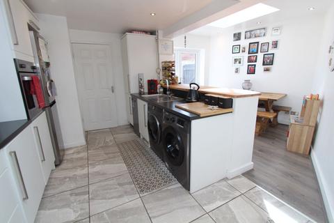 21 Bell Road, Netherton, Dudley, DY2 0NH