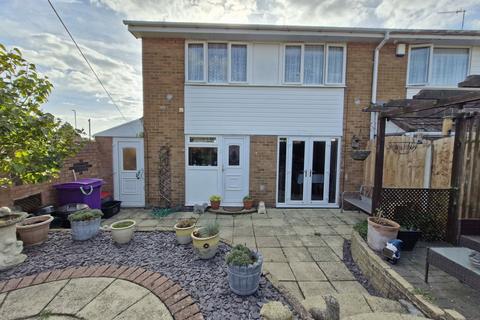 3 bedroom property for sale, Hamble Close, Brierley Hill DY5