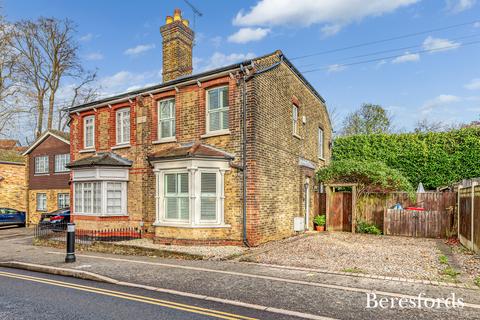 3 bedroom semi-detached house for sale, Weald Road, Brentwood, CM14