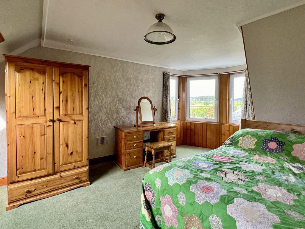 24 High Street, Kirkcudbright - Williamson and Hen
