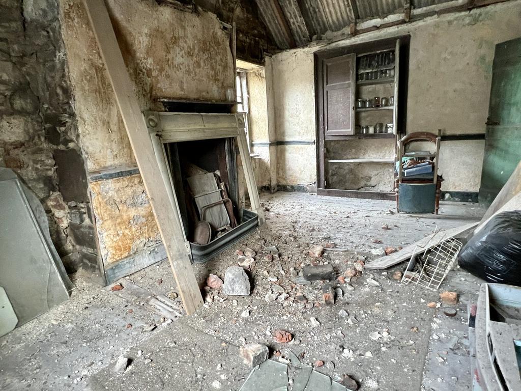 24 High Street, Kirkcudbright - Williamson and Hen