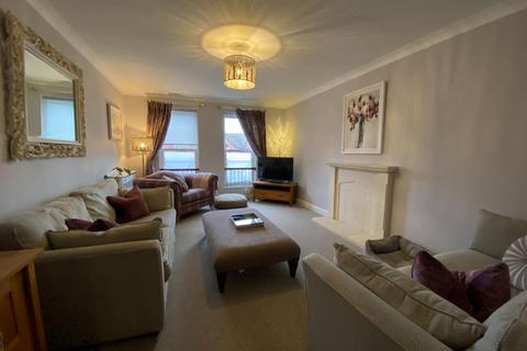 3 bedroom end of terrace house to rent, Wheelwright Court, Stratford-upon-Avon