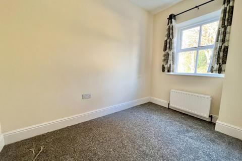 2 bedroom flat to rent, Butts Crescent Stanhope