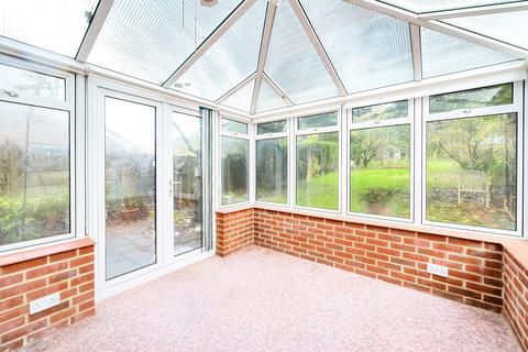 97 Chaldon Way, Coulsdon, CR5 1DN