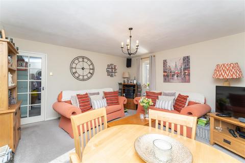 1 bedroom apartment for sale, Burket Close, Southall