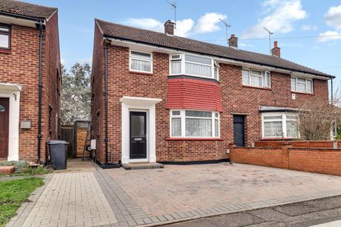 3 bedroom semi-detached house for sale, Philpott Avenue, Southend-on-Sea SS2