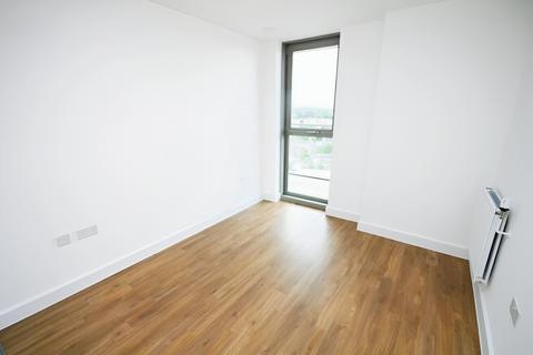 2 bedroom flat to rent, Cornmill Lane Lewisham SE13