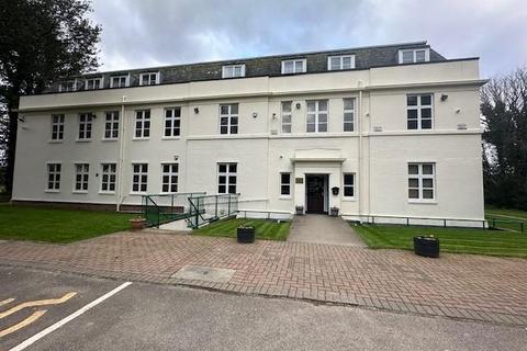 Property to rent - Medical/ Aesthetic Rooms, Eastham Village Road, Eastham, CH62