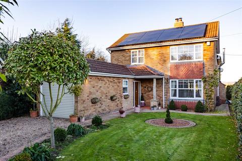 4 bedroom detached house for sale, Meggitt Lane, Winteringham