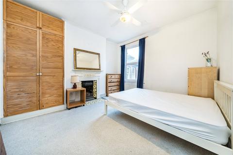 4 bedroom maisonette to rent, London SW12