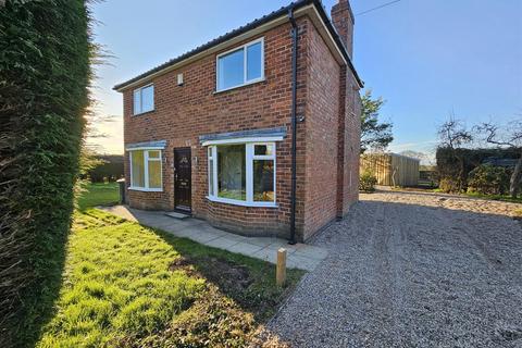 4 bedroom detached house to rent, Stillington Road, Crayke