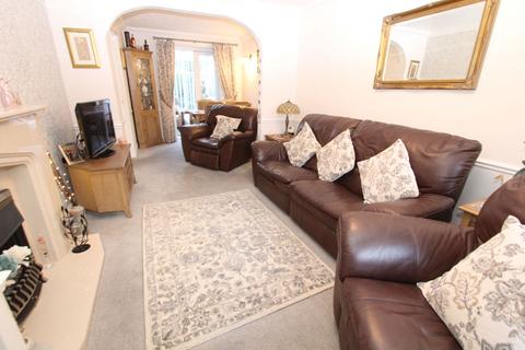 3 bedroom semi-detached house for sale, Barbrook Drive, Brierley Hill DY5