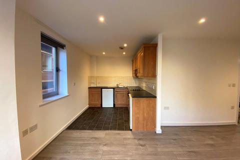 2 bedroom apartment to rent, Princess Street, Manchester M1