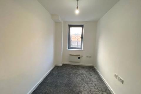 2 bedroom apartment to rent, Princess Street, Manchester M1