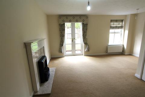 3 bedroom mews to rent, Lady Acre Close, Lymm