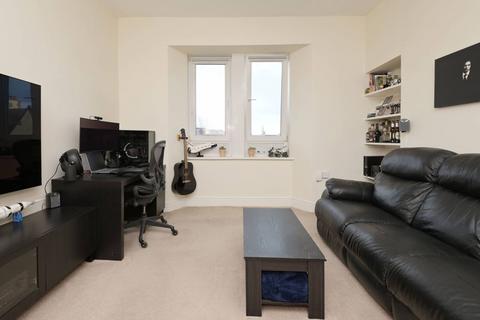 1 bedroom flat for sale, 3F3 6 Dickson Street, Leith, Edinburgh, EH6 8RL