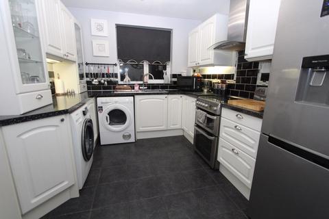 3 bedroom terraced house for sale, Honister Close, Brierley Hill DY5