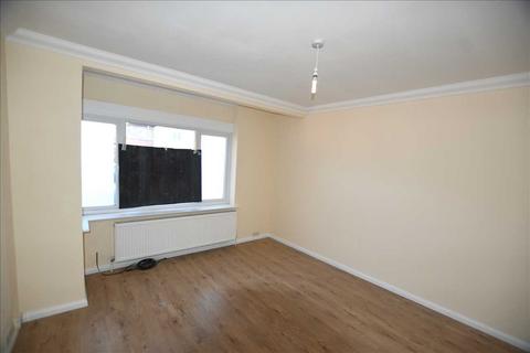 3 bedroom house to rent, Brimsdown Avenue, Middlesex